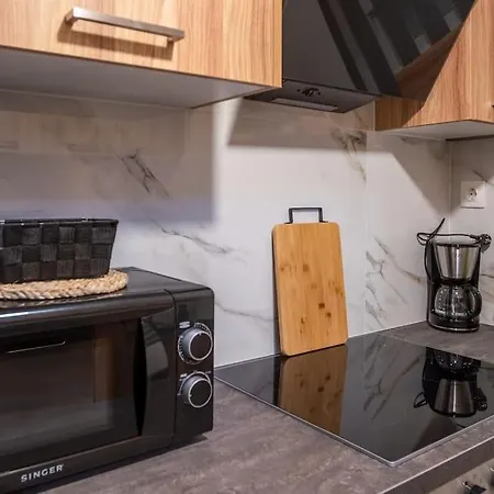 Comfy & Modern In Athens-kato Patisia * Athens